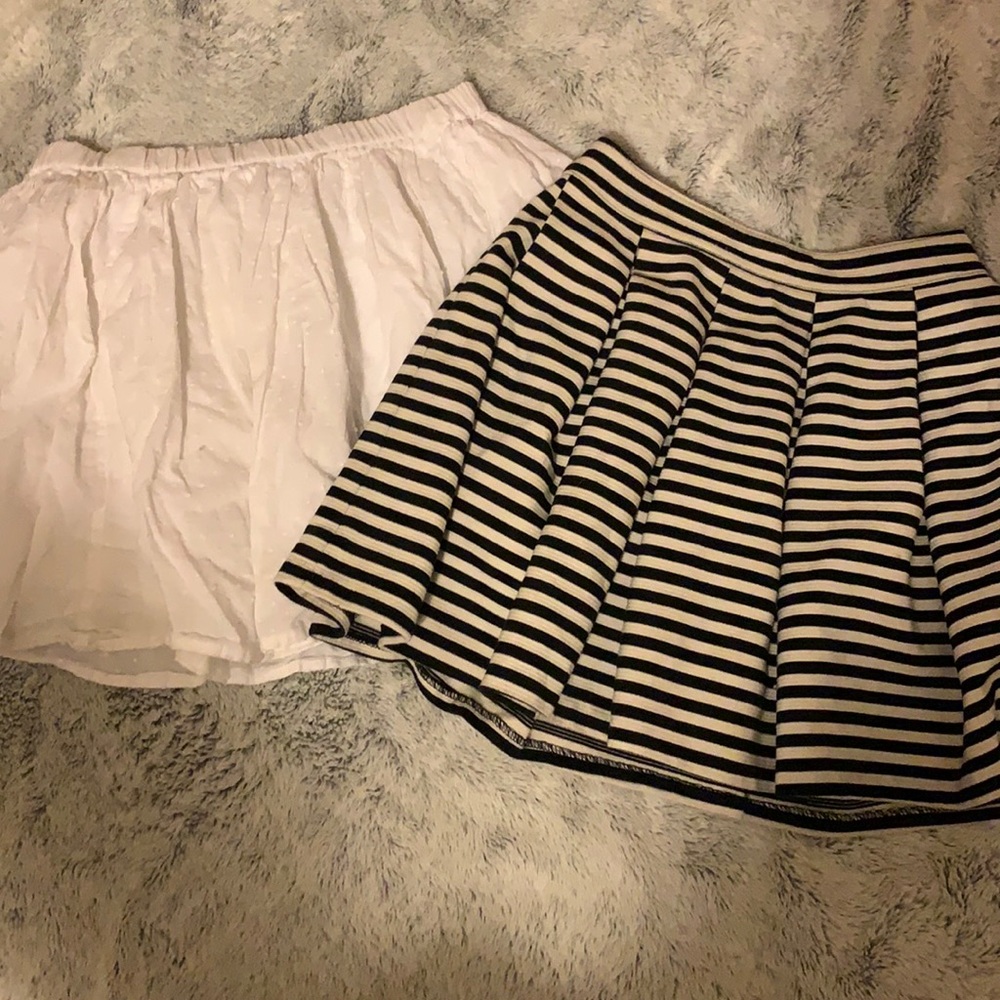 white and white and black skirt great condition and fit nice